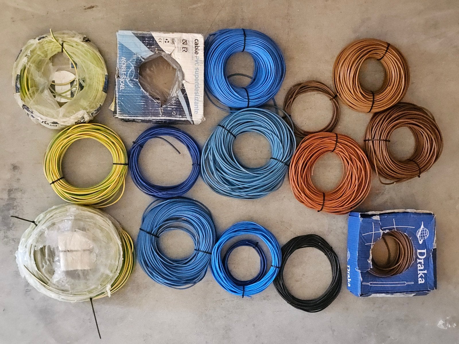 MEGA LEEGVERKOOP – ALLES MOET WEG!, Doe-het-zelf en Verbouw, Elektra en Kabels, Ophalen of Verzenden, Nieuw, Kabel of Snoer