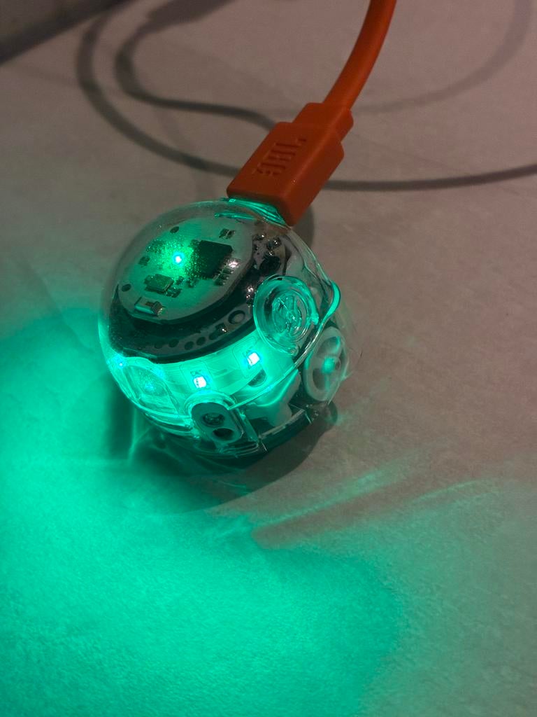 Ozobot Evo Robot - Programmeerbare Robot voor Kinderen, Ophalen of Verzenden, Zo goed als nieuw