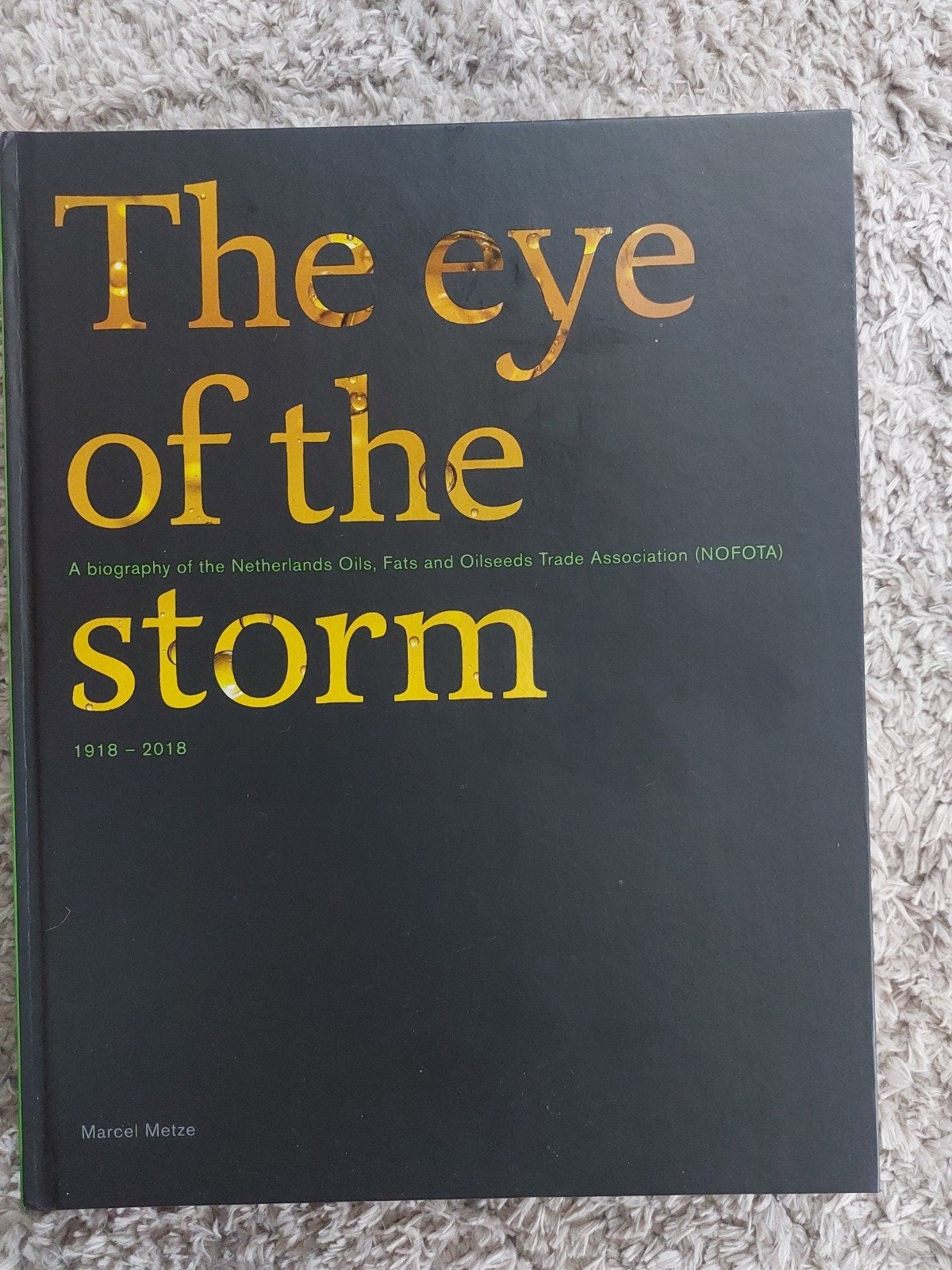 The eye of the storm- Marcel Metze, Boeken, Ophalen of Verzenden, Zo goed als nieuw