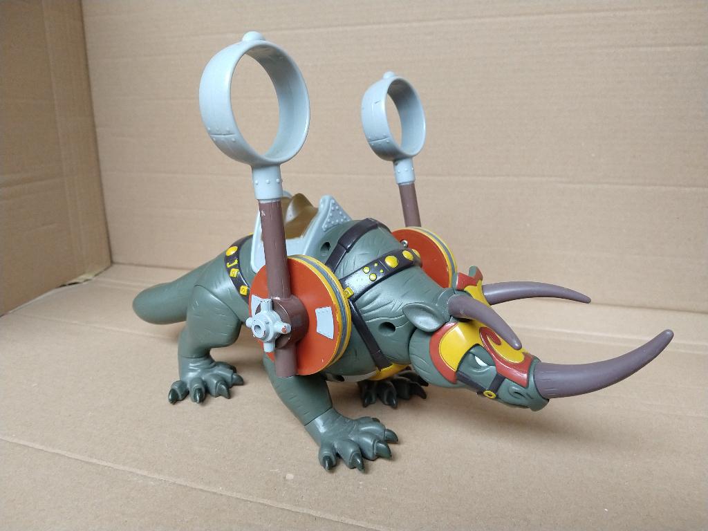 Avatar the Last Airbender; Fire attack Rhino - Mattel 2005, Ophalen of Verzenden, Zo goed als nieuw