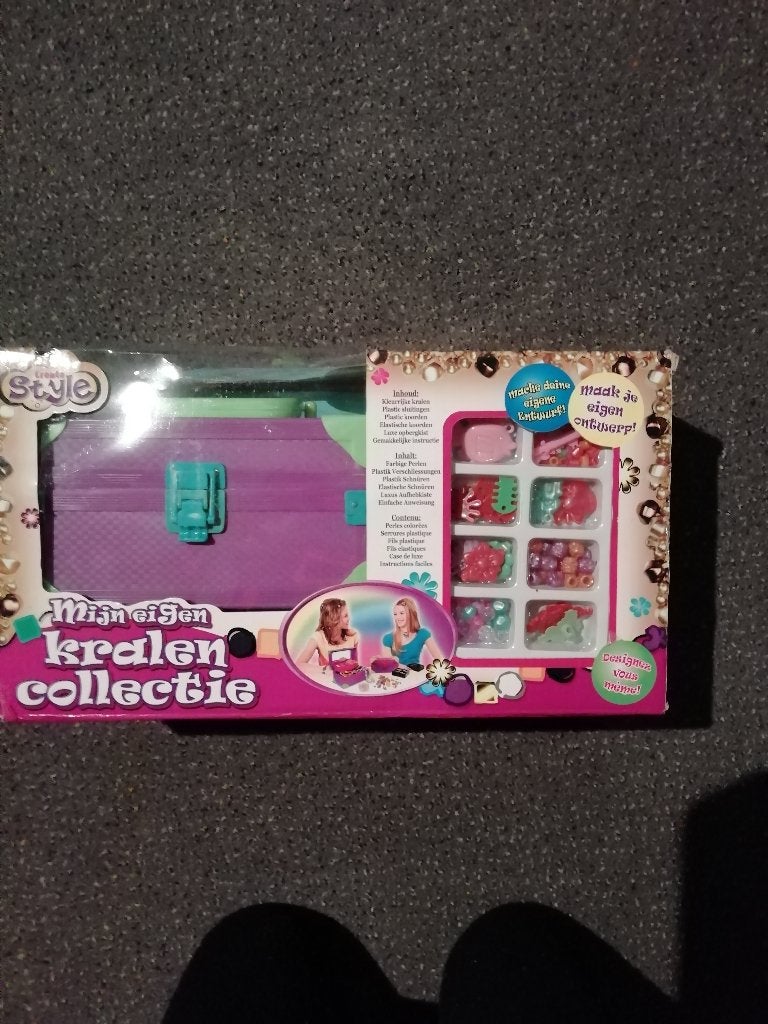 Kralen Klei Hello Kitty Lego Playmobile Klok Kijken, Ophalen of Verzenden, Nieuw, Knutselen
