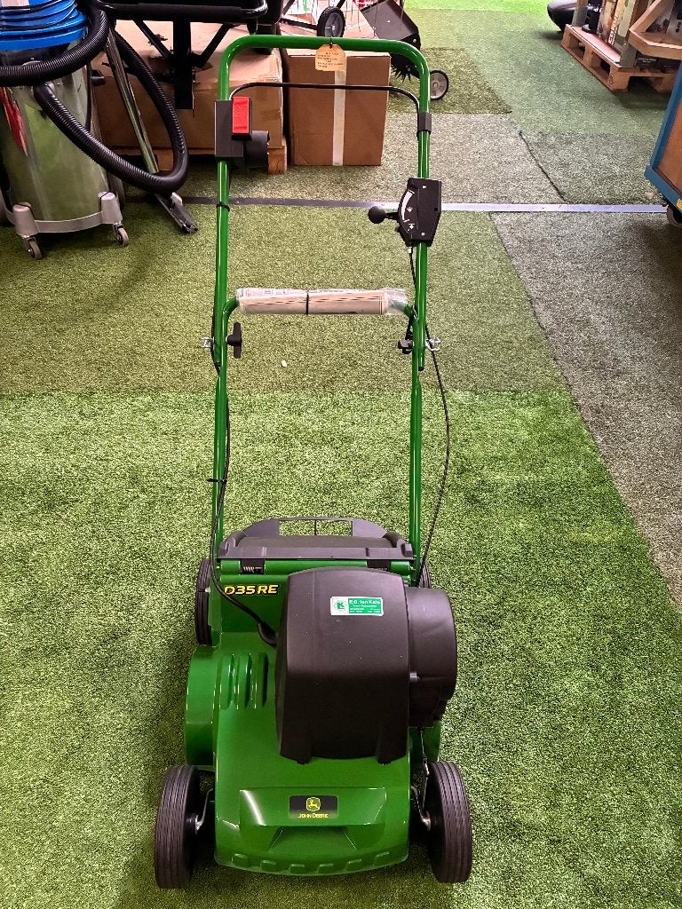 JohnDeere verticuteermachine D35RE, Ophalen, Nieuw, Elektrisch, John Deere
