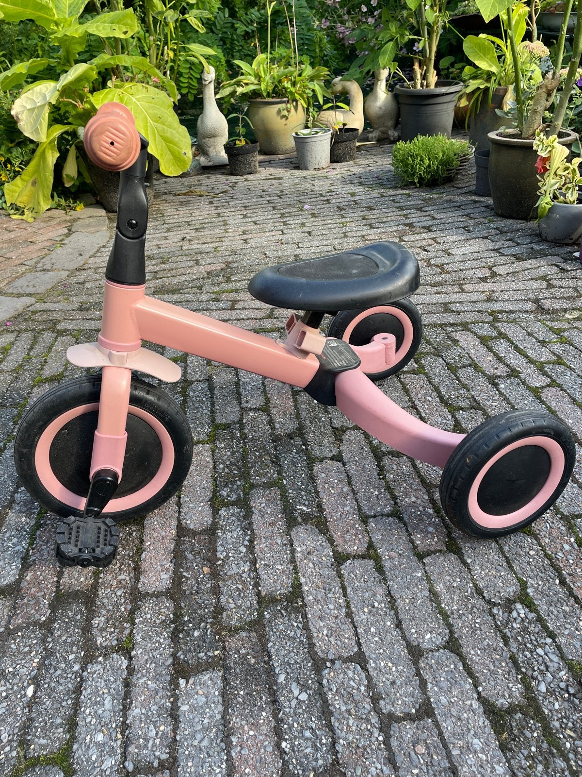 Roze driewieler / loopfiets voor kinderen - Topmark, Ophalen, Gebruikt