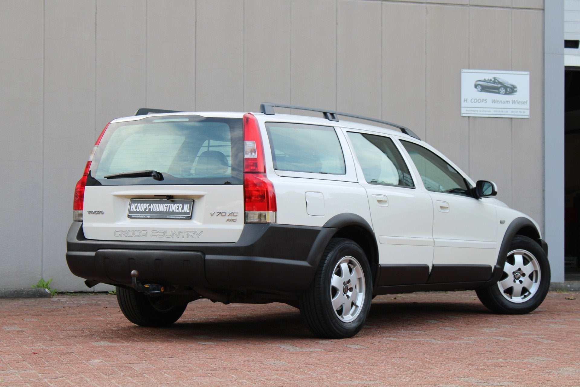Volvo XC70 2.4 T AWD YOUNGTIMER | APPLE CARPLAY incl. 21% BT, foto 9