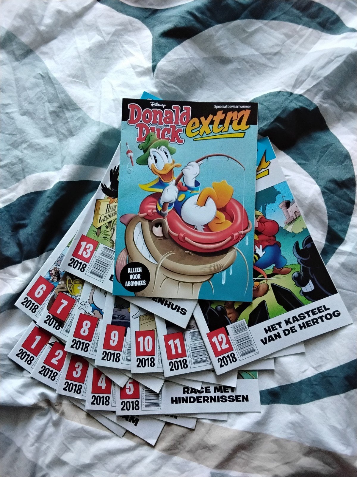 Donald Duck Extra compleet met extra album, Ophalen of Verzenden, Gelezen, Overige typen