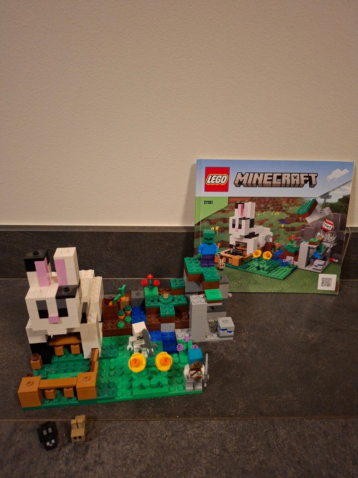 LEGO Minecraft 21181 Het Konijnenhuis - Zo goed als nieuw, Minecraft, Lego, Ophalen of Verzenden, Zo goed als nieuw