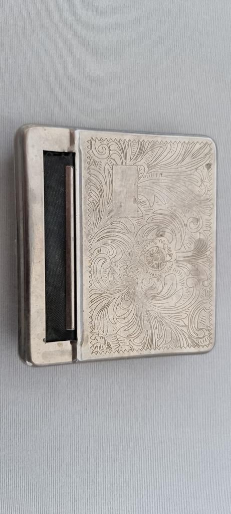 Vintage gedecoreerde sigarettenroller, Ophalen of Verzenden, Gebruikt, Tabaksdoos of Verpakking