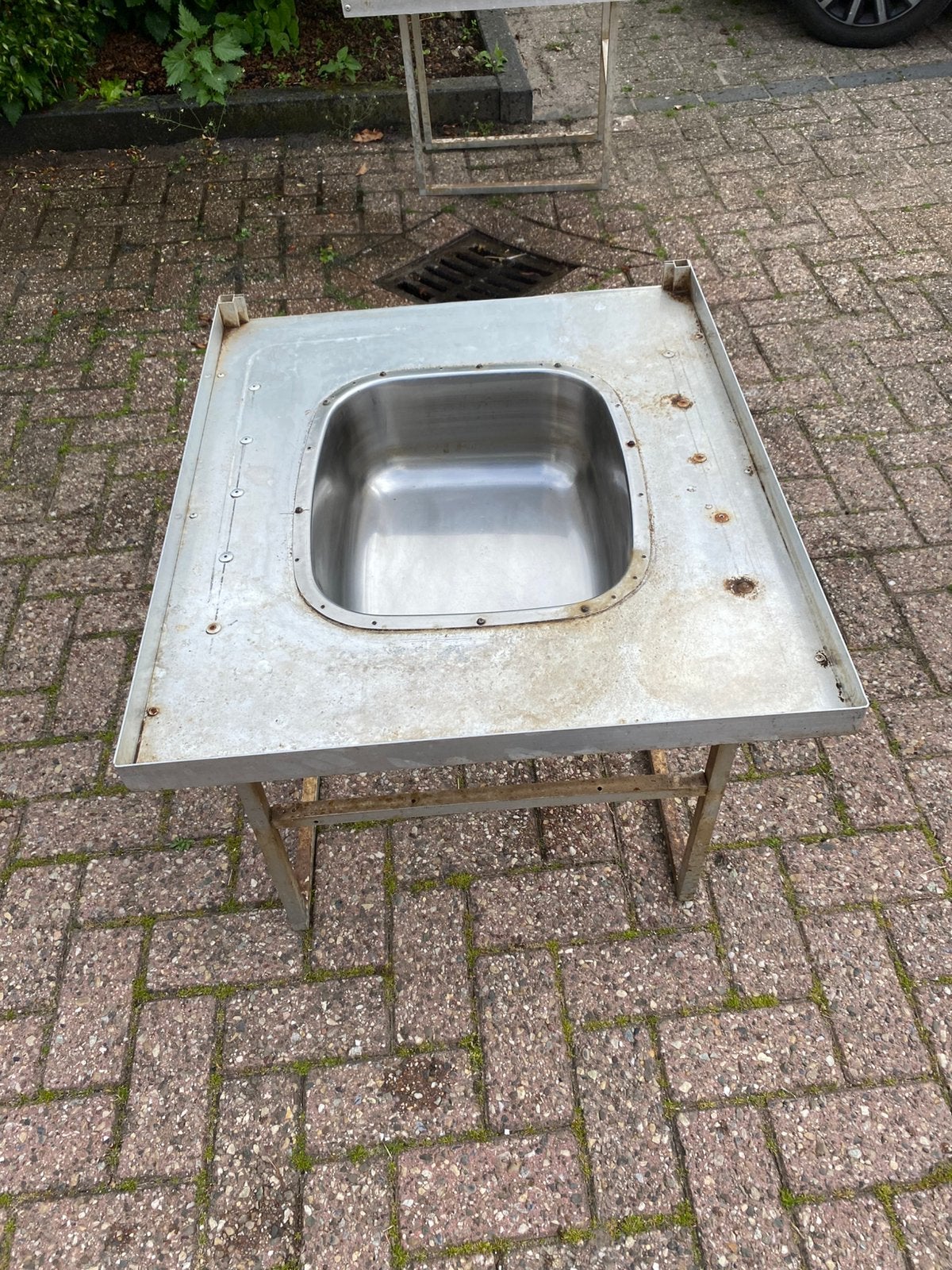 Aluminium voertafels en 1 badtafel, Meerdere dieren, Papegaai