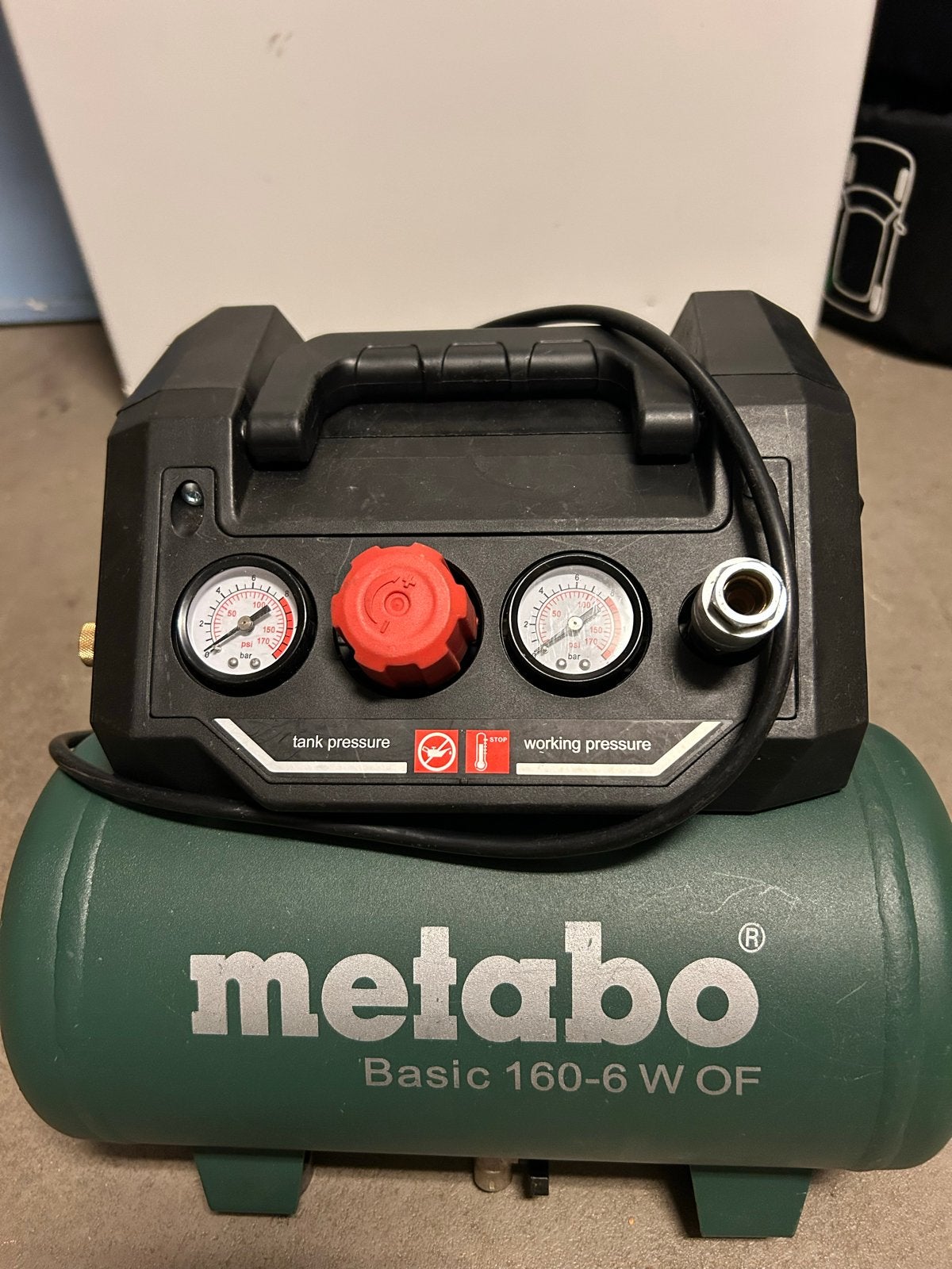 Metabo Basic 160-6 W OF Compressor - Zo goed als nieuw, Doe-het-zelf en Verbouw, 6 tot 10 bar, Ophalen of Verzenden, Zo goed als nieuw