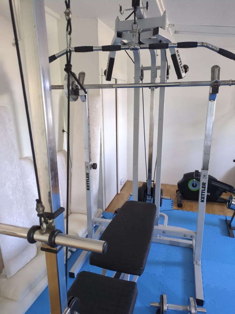 Kettler Fitnessmachine met diverse accessoires, Ophalen, Gebruikt, Benen, Fitnessbank