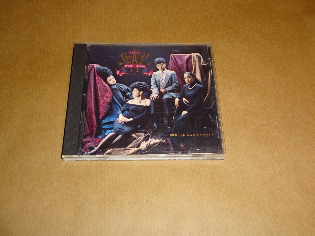 CD Royalty Rich And Famous, Cd's en Dvd's, Cd's | Pop, Overige genres, Ophalen of Verzenden