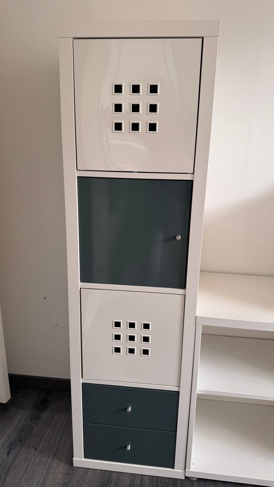 Ikea kast met lades en deurtjes groen patrol/wit, Ophalen, Gebruikt