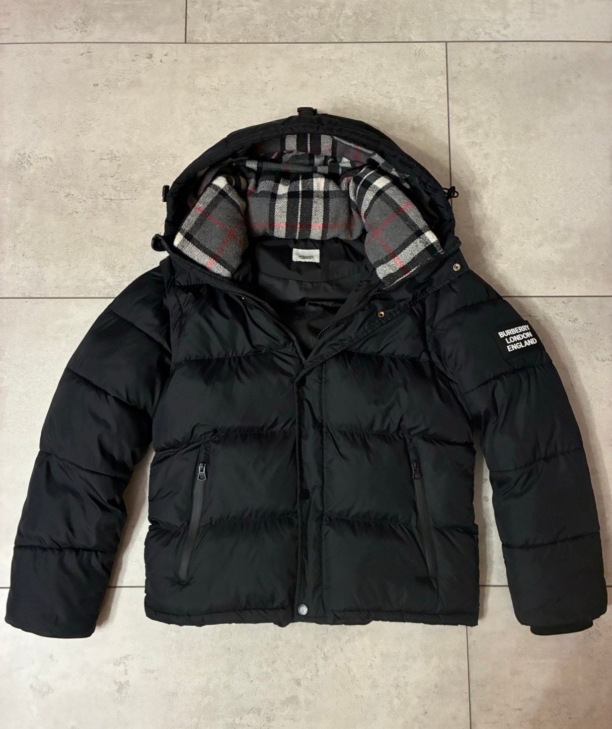 Burberry puffer winter jacket, Ophalen, Maat 48/50 (M), Zwart, Zo goed als nieuw