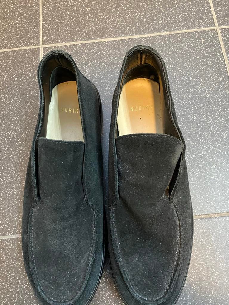 Nubikk Suède Loafers Zwart Maat 44 zgan, Ophalen of Verzenden, Zo goed als nieuw, Zwart, Loafers