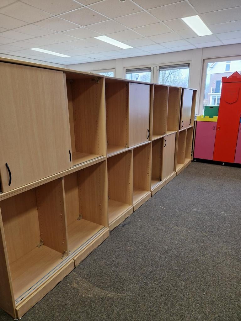 Diverse kasten: schuifdeuren,  open vakken, Ophalen, Gebruikt, 100 tot 150 cm, Modern