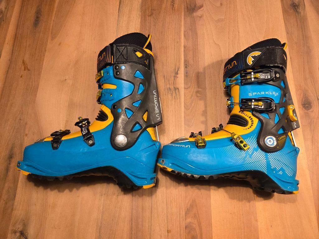 La Sportiva Sparkle Women's Backcountry skischoenen 26 26.5, Sport en Fitness, Skiën en Langlaufen, Gebruikt, Schoenen, Skiën