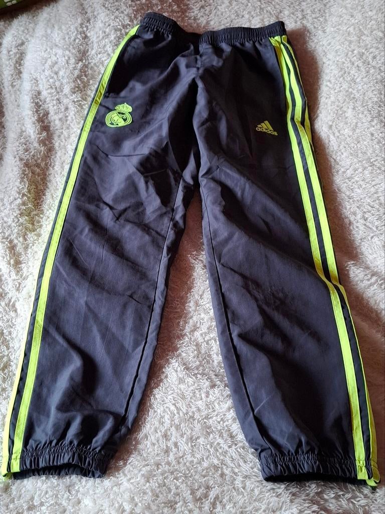 Adidas Real Madrid Trainingsbroek Maat 140, Adidas, Overige typen, Ophalen of Verzenden, Zo goed als nieuw