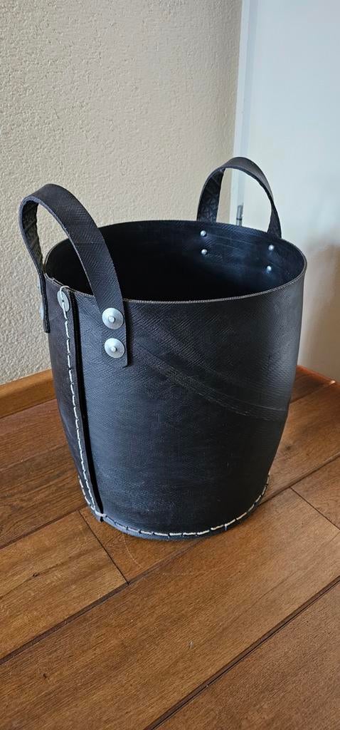 Rubberen Plantenbak van een Gerecyclede Autoband, Huis en Inrichting, Ophalen, Zo goed als nieuw, Rond, Mand