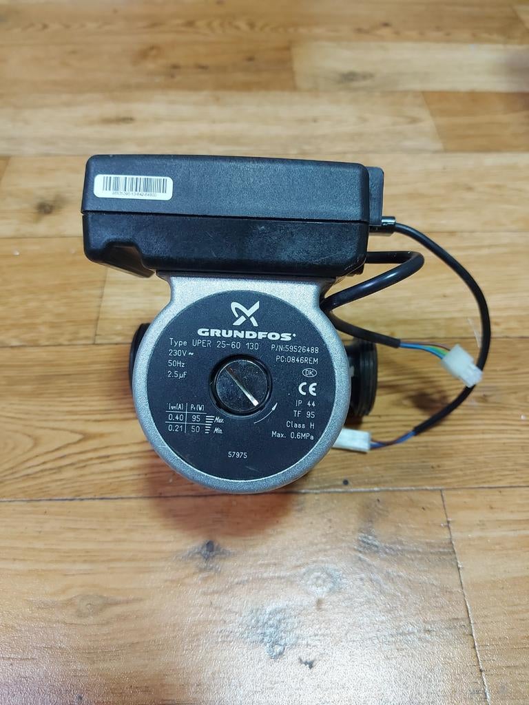 remeha quinta pomp Grundfos UPER 25-60 130, Ophalen of Verzenden, Gebruikt