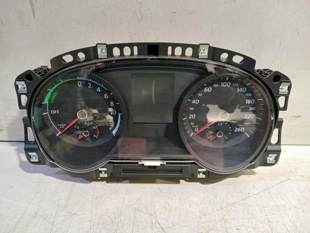 Cockpit Volkswagen Golf, Onderdelen@venauto.nl, Van der Ven Autorecycling B.V., Gebruikt, Ettenseweg 76, 4706 PB Roosendaal, The Netherlands
