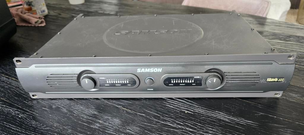 Samson Servo 600 Versterker ZGAN!!!, Ophalen, Zo goed als nieuw, 500 tot 1000 watt, P.A.