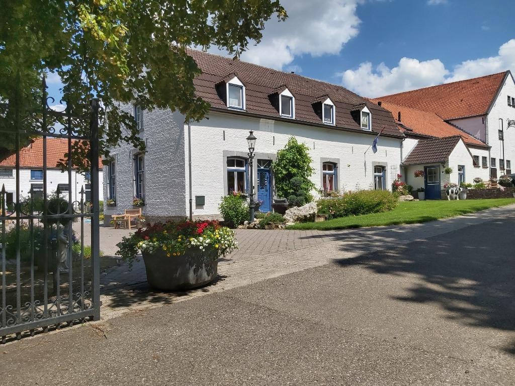 Meivakantie, pinkpop appartement th in Gulpen bij Maastricht, 8 personen, Limburg, In bos, 3 slaapkamers