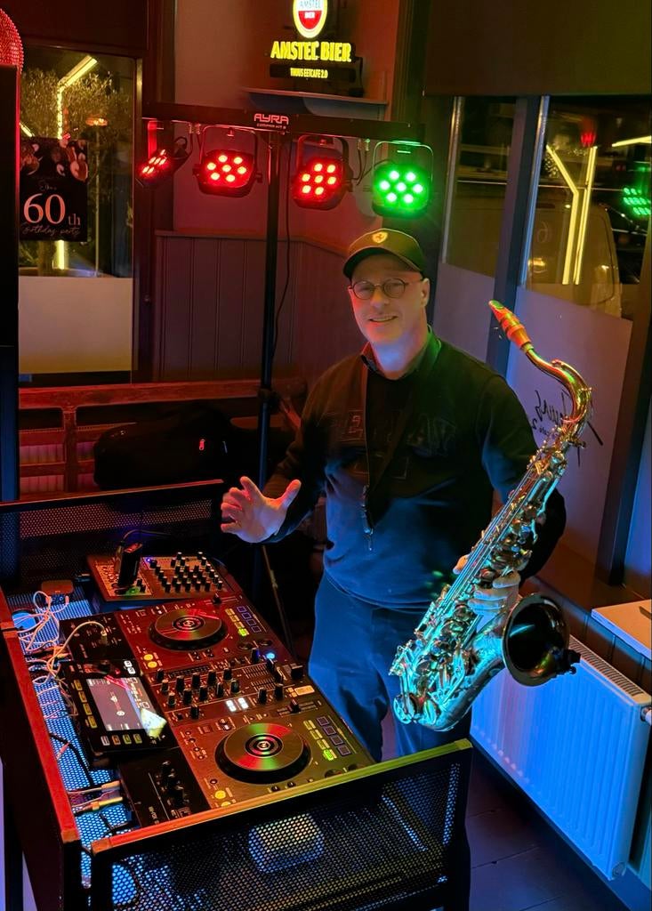 Live Muziek: DJ Saxofonist voor Feestjes Evenementen, Solo-artiest