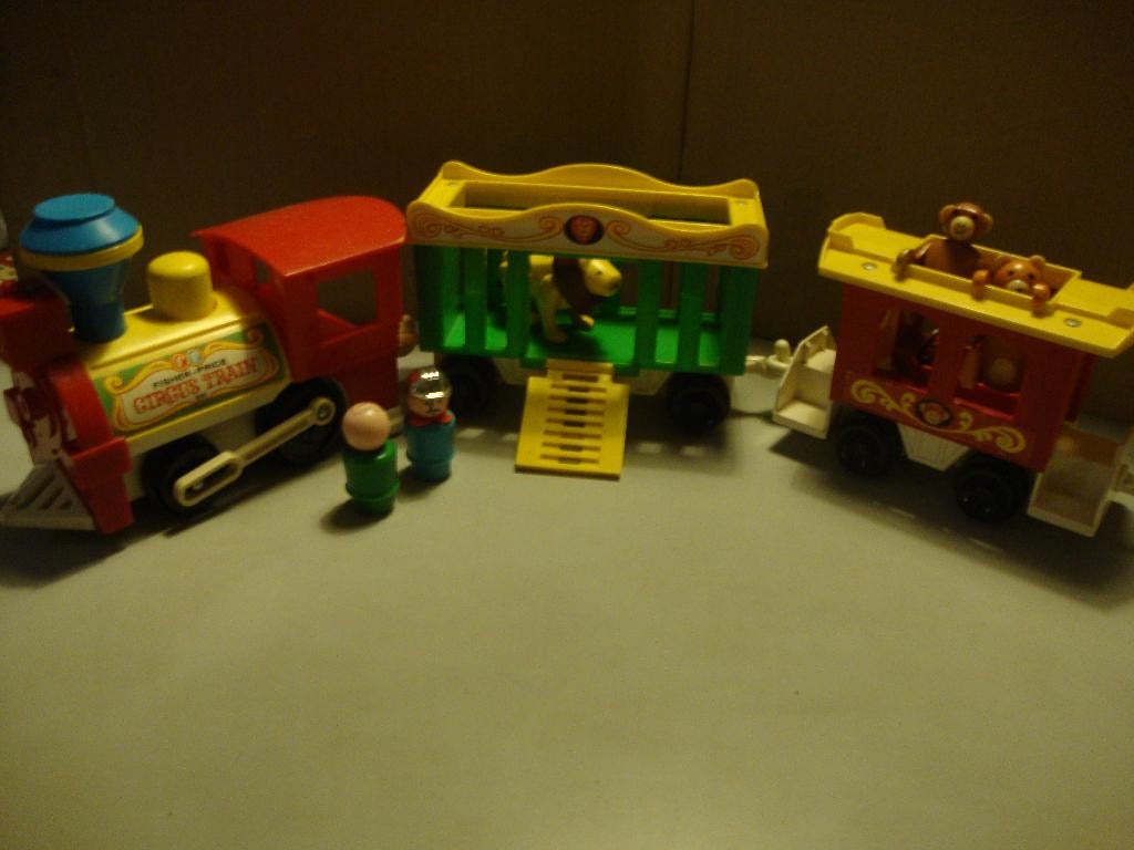 vintage Fisher Price trein met poppetjes en dieren, Kinderen en Baby's, Speelgoed | Fisher-Price, Ophalen of Verzenden, Gebruikt