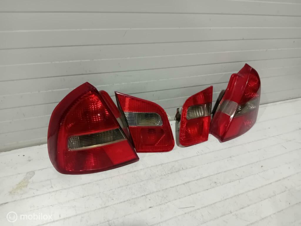 Achterlichten Mitsubishi Carisma, Auto-onderdelen, Gebruikt, Ophalen of Verzenden
