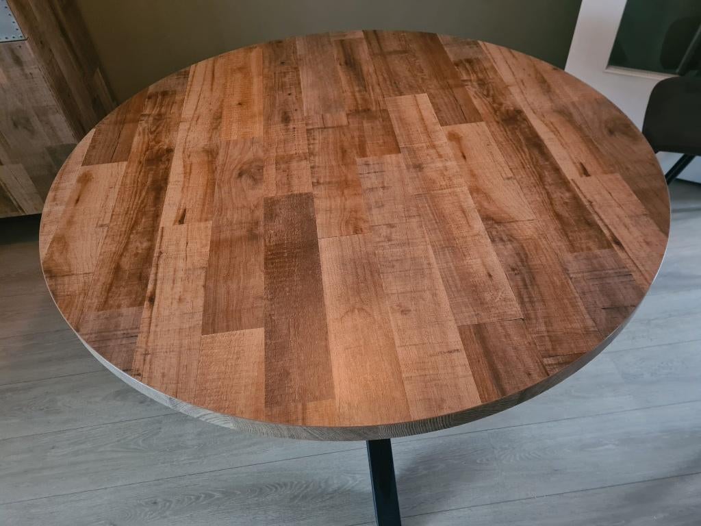 Eettafel rond 130cm - Mango, Huis en Inrichting, Tafels | Eettafels, Ophalen, Zo goed als nieuw, Vijf personen of meer, Overige houtsoorten