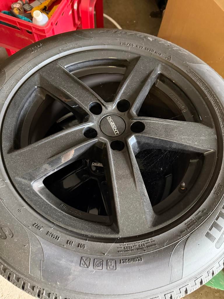 Winterset VW Tiguan 2022 - 215/65R17, Auto-onderdelen, Banden en Velgen, Banden en Velgen, Winterbanden, 17 inch, 215 mm, Personenwagen
