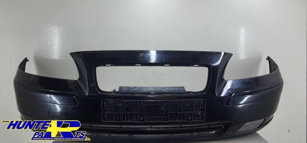 Voorbumper zwart 452 Volvo V70 II ('00-'08) 08693340, Gebruikt, Voor, Ophalen of Verzenden, Volvo