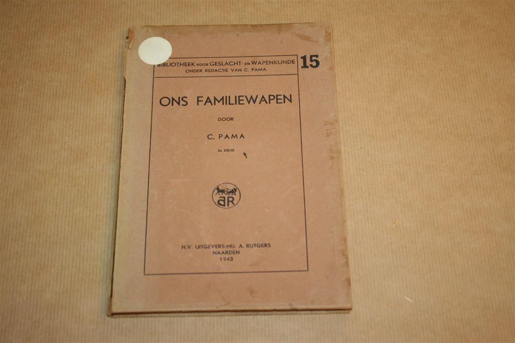 Ons familiewapen - 1943, Ophalen of Verzenden, Gelezen