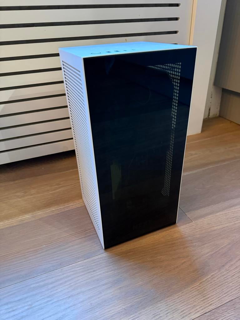 NZXT H1 V2 ITX case - incl 2x Noctua Fans, Ophalen, Zo goed als nieuw