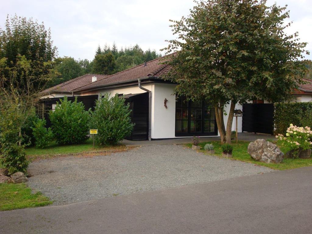 Te koop bungalow in Frankenau/Sauerland., 75 m², Woonhuis, Landelijk, 4 kamers