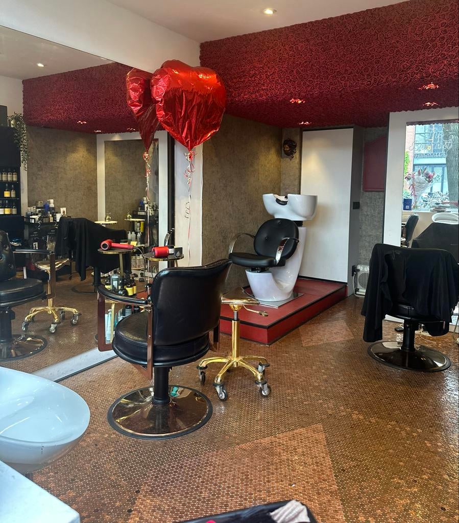 Salon te huur - 3 dagen per week!, Zakelijke goederen, Kantoor en Winkelinrichting | Kantoormeubilair en Inrichting, Inrichting