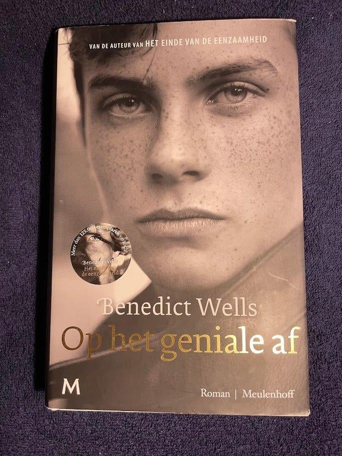 Boek: Op het geniale af – Benedict Wells., Boeken, Europa overig, Ophalen of Verzenden, Zo goed als nieuw, Benedict Wells. 