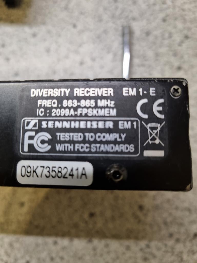 TE KOOP DRAADLOZE MICROFOON ONTVANGER SENNHEISER, Ophalen of Verzenden, Zo goed als nieuw, Zangmicrofoon, Draadloos