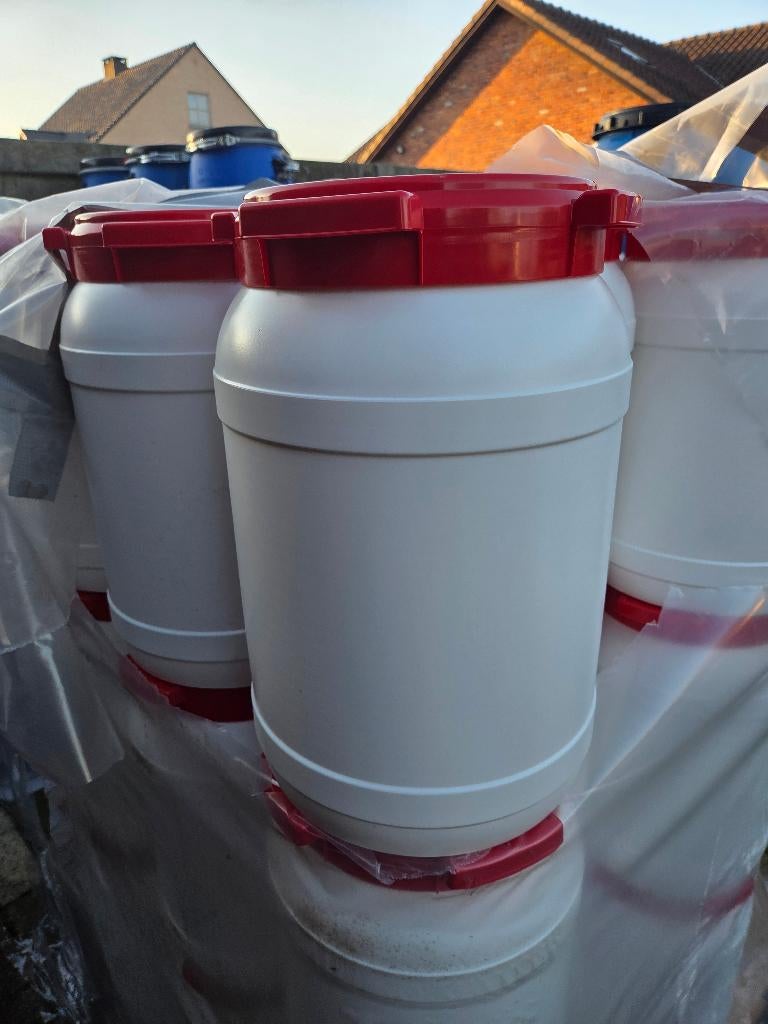 Nieuwe curtec vaten, tonnen van 20 L met schroefdeksel., Tuin en Terras, Regentonnen, Nieuw, Kunststof, Minder dan 75 liter, Ophalen