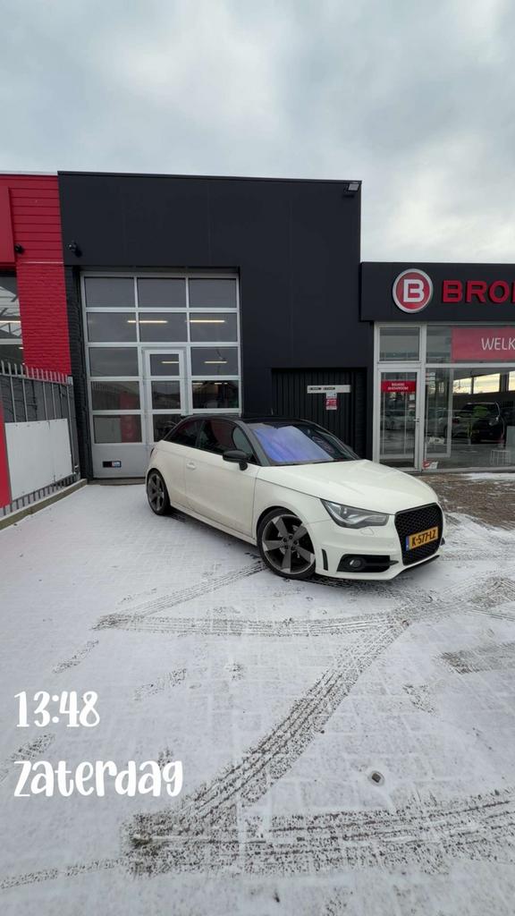 Audi 2011 Wit, 1165 kg, 4 stoelen, Wit, 630 kg