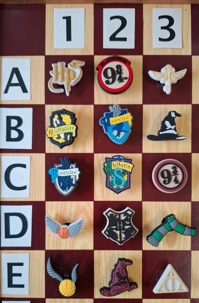 52: Harry Potter Schoenbedels Pins voor de Crocs, Ophalen of Verzenden