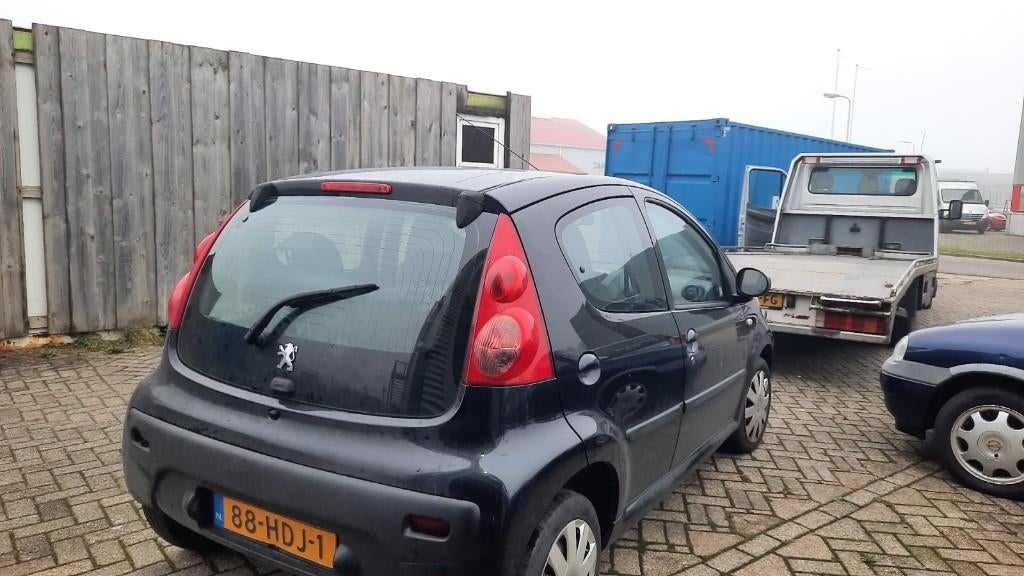 Peugeot 107 1.0-12V XR toyota Aygo c1 alleen onderdelen., Auto-onderdelen, Ophalen, Gebruikt, Peugeot
