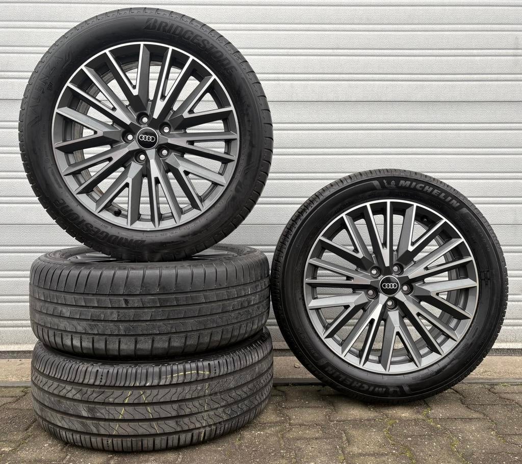 Originele 19'' Audi Q3 / SQ3 Zomerset 10- Y Spoke 83A601025L, Gebruikt, Banden en Velgen, 235 mm, Personenwagen