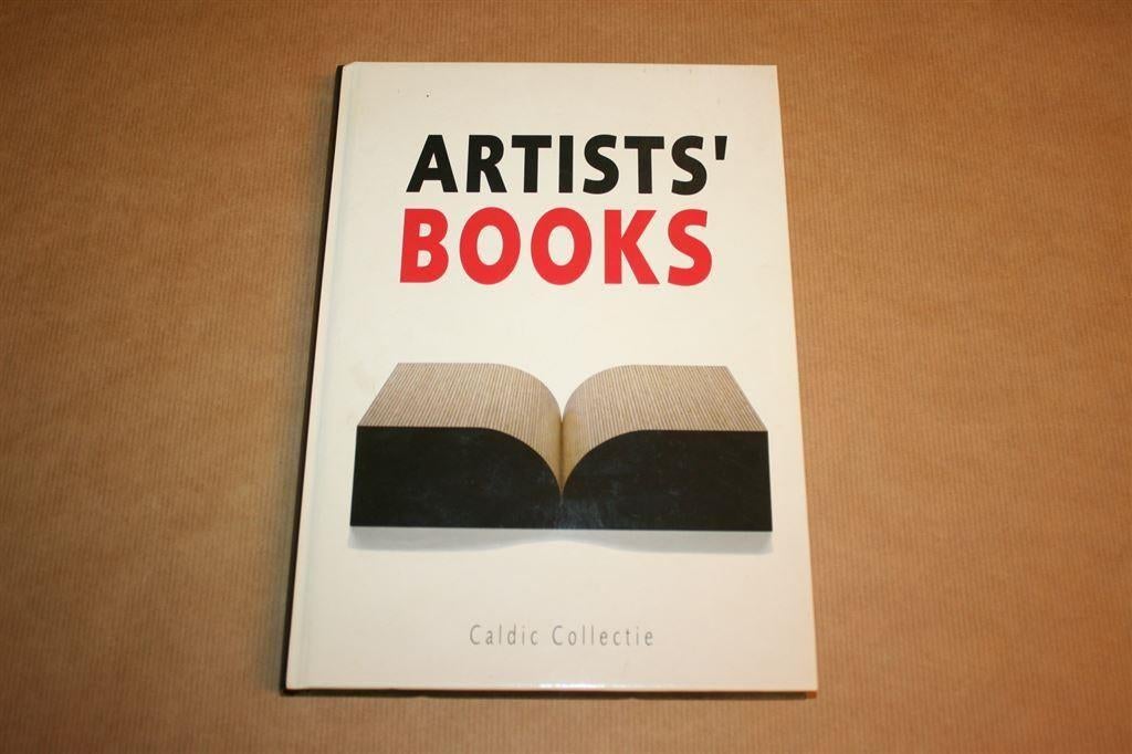 Artists' books - Caldic Collectie, Boeken, Ophalen of Verzenden, Gelezen