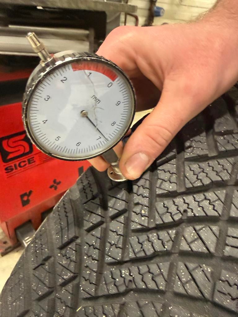 Winterbanden - 15 inch nieuw, Auto-onderdelen, Gebruikt, 15 inch, Verzenden, Banden en Velgen