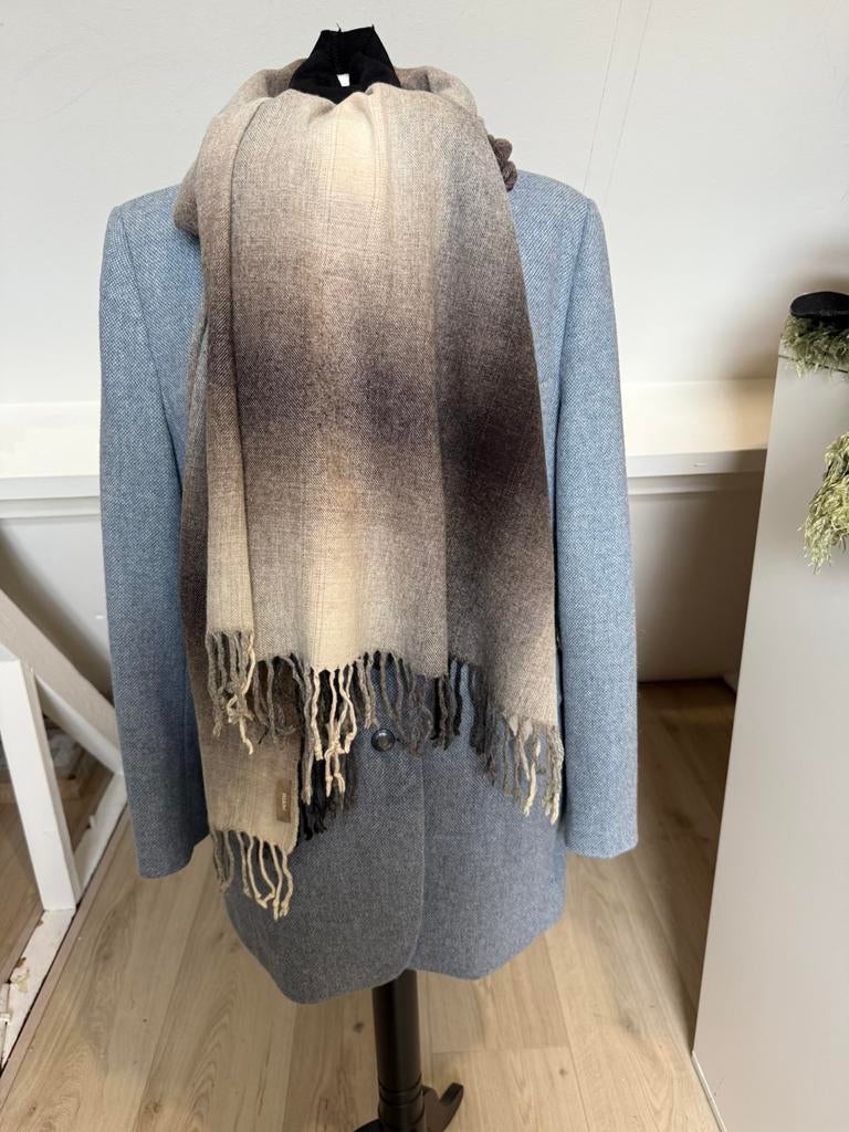 Riani designer sjaal wol, Ophalen of Verzenden, Zo goed als nieuw, Maat 46/48 (XL) of groter, Sjaal