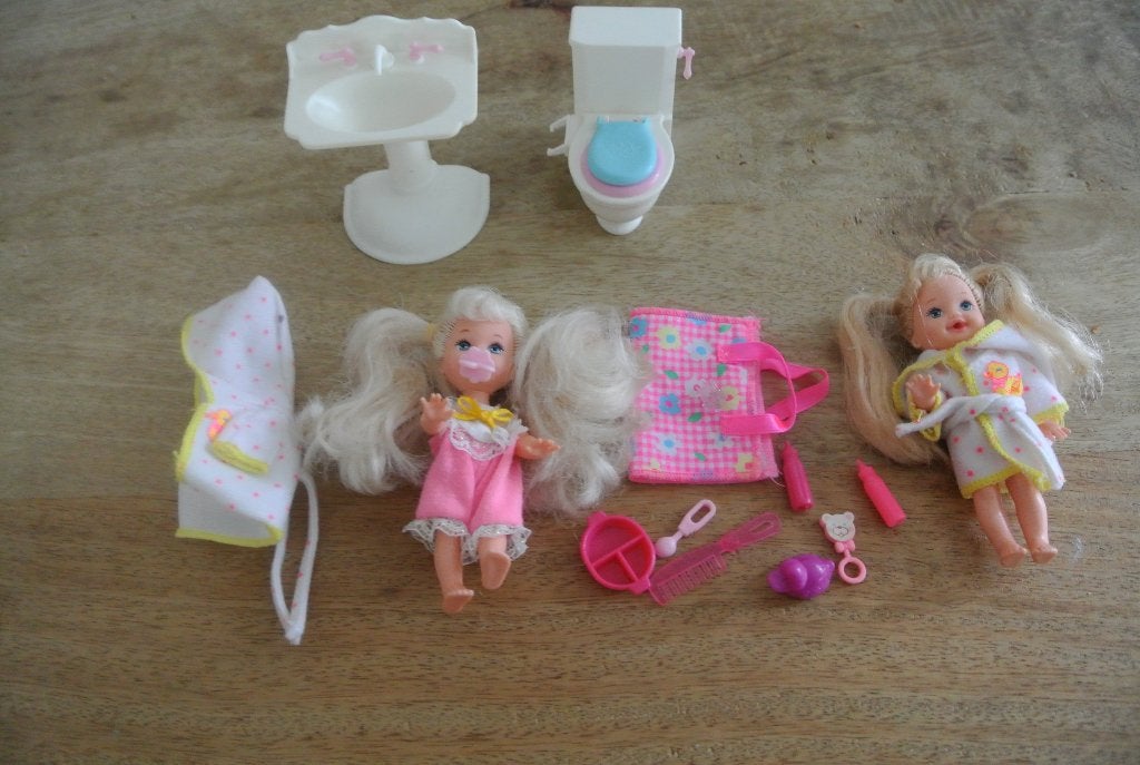 Barbie Shelly Kelly Potty Training/ nr 86, Ophalen of Verzenden, Zo goed als nieuw, Barbie