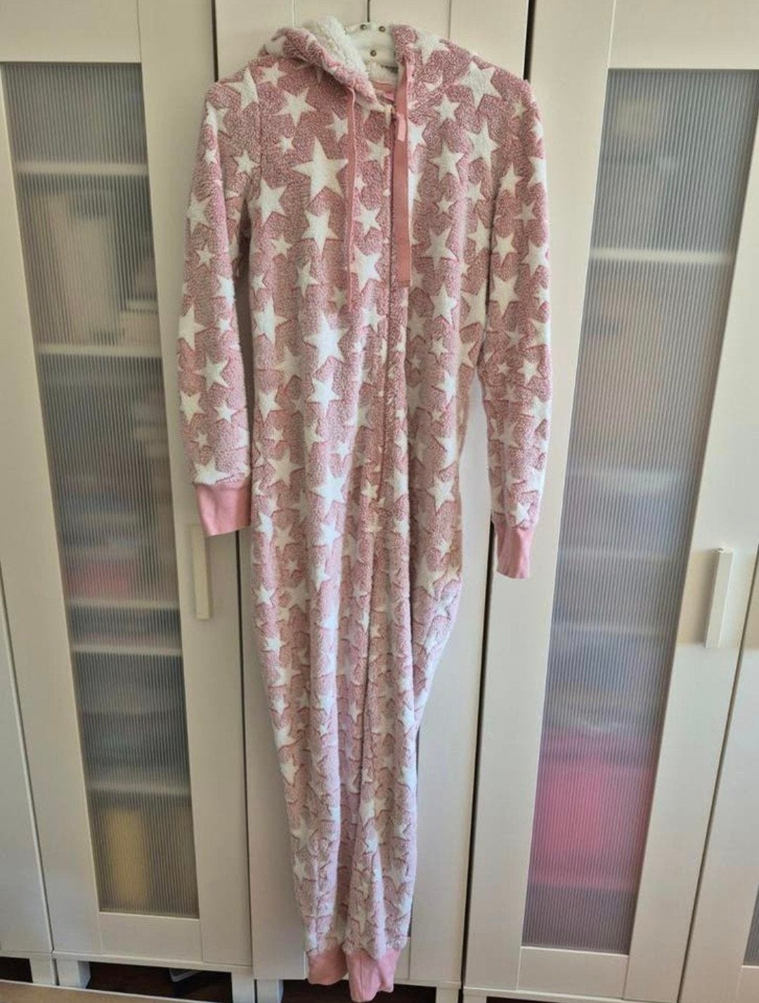 geweldige onesie met sterren maat S., Kleding | Dames, Ophalen of Verzenden, Zo goed als nieuw, Maat 36 (S), Roze