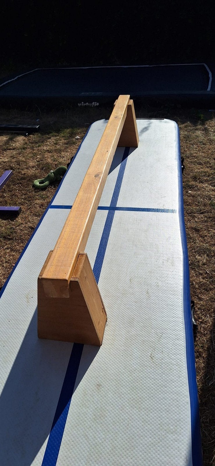 Stevige evenwichtsbalk Turnbalk 250 cm lang, 10 cm breed, Kindermaat 146 t/m 176, Ophalen, Zo goed als nieuw, Materiaal