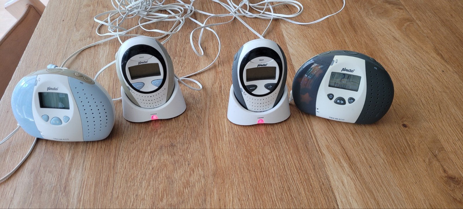2x Alecto DECT babyfoon, Ophalen of Verzenden, Gebruikt, 250 meter of meer